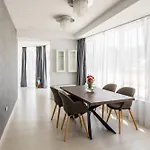 Appart hôtel The Summer 4*