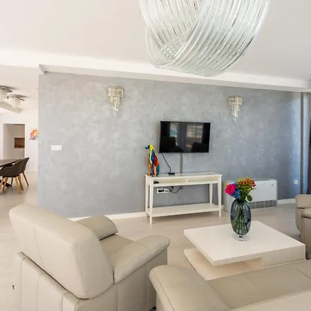 Aparthotel The Summer 4*