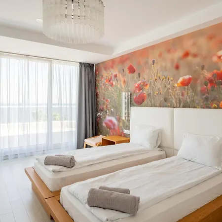The Summer Aparthotel Sozopol